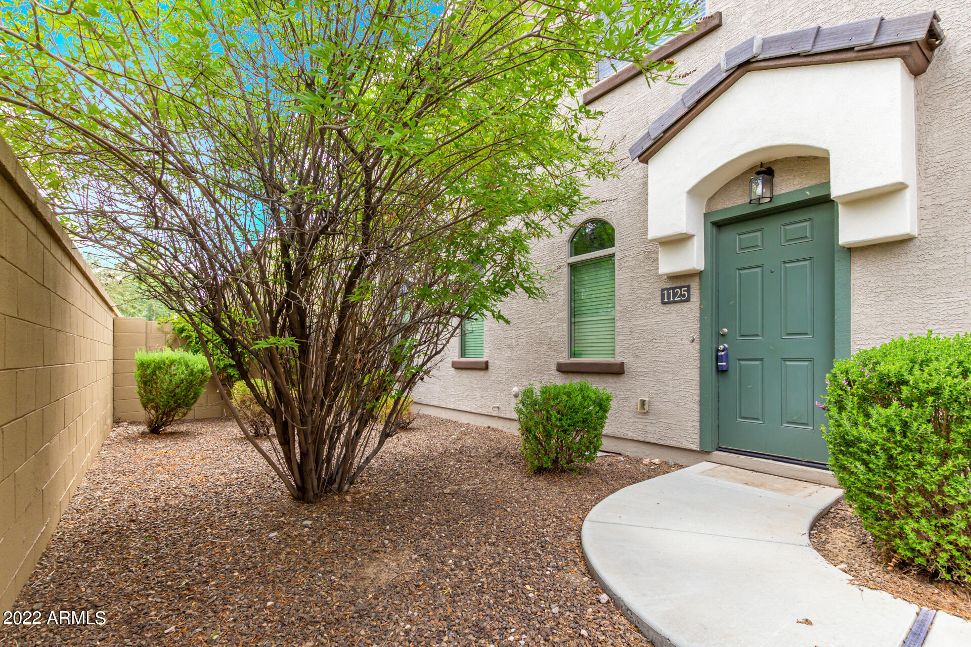 2725 East Mine Creek Road, Unit 1125 Phoenix, AZ 85024 - Photo 2 of 27 0002-02 Mine Creek