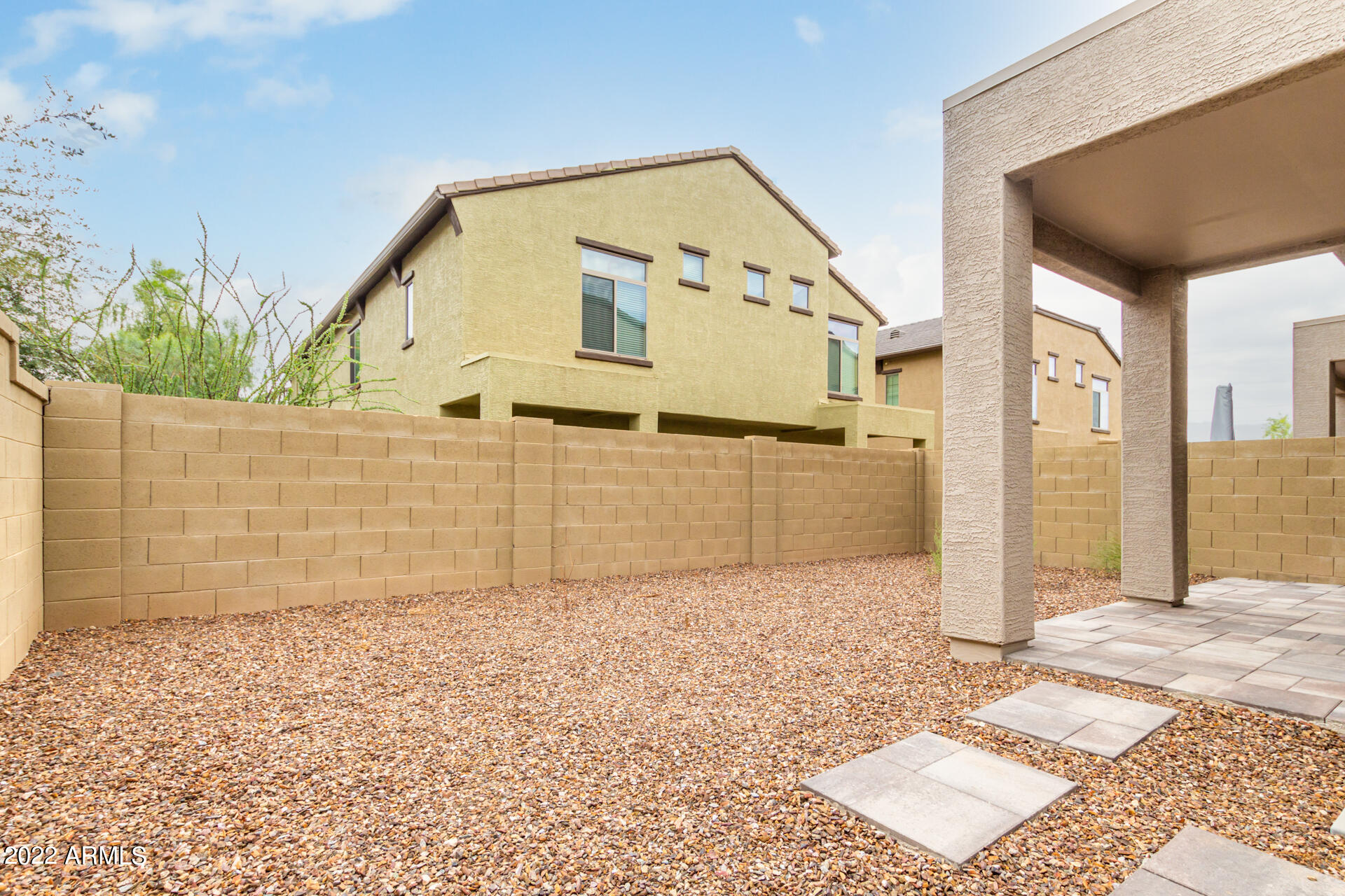 2725 East Mine Creek Road, Unit 1125 Phoenix, AZ 85024 - Photo 22 of 27 0022-22 Mine Creek