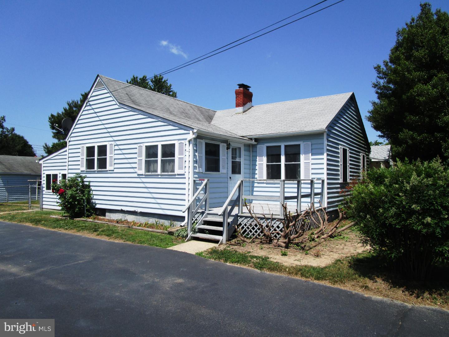 146 North Halsey Road Dover, DE 19901 - Photo 1 of 14 Exterior Front