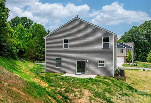 $2,000 | 4116 Village Boulevard Northwest, Conover, NC 28613