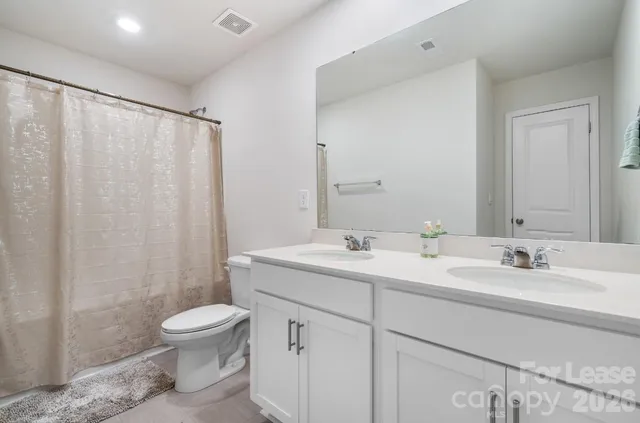 $2,200 | 4116 Village Boulevard Northwest, Conover, NC 28613