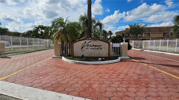 $2,300 | 8039 Southwest 21st Court, Unit 8039, Miramar, FL 33025