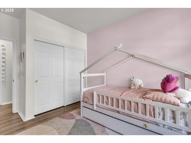 $340,000 | 7216 Southwest Manor Way, Unit F, Beaverton, OR 97078