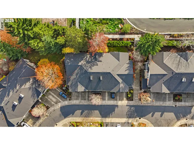 $340,000 | 7216 Southwest Manor Way, Unit F, Beaverton, OR 97078