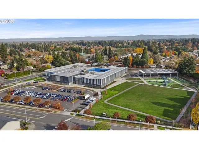 $340,000 | 7216 Southwest Manor Way, Unit F, Beaverton, OR 97078