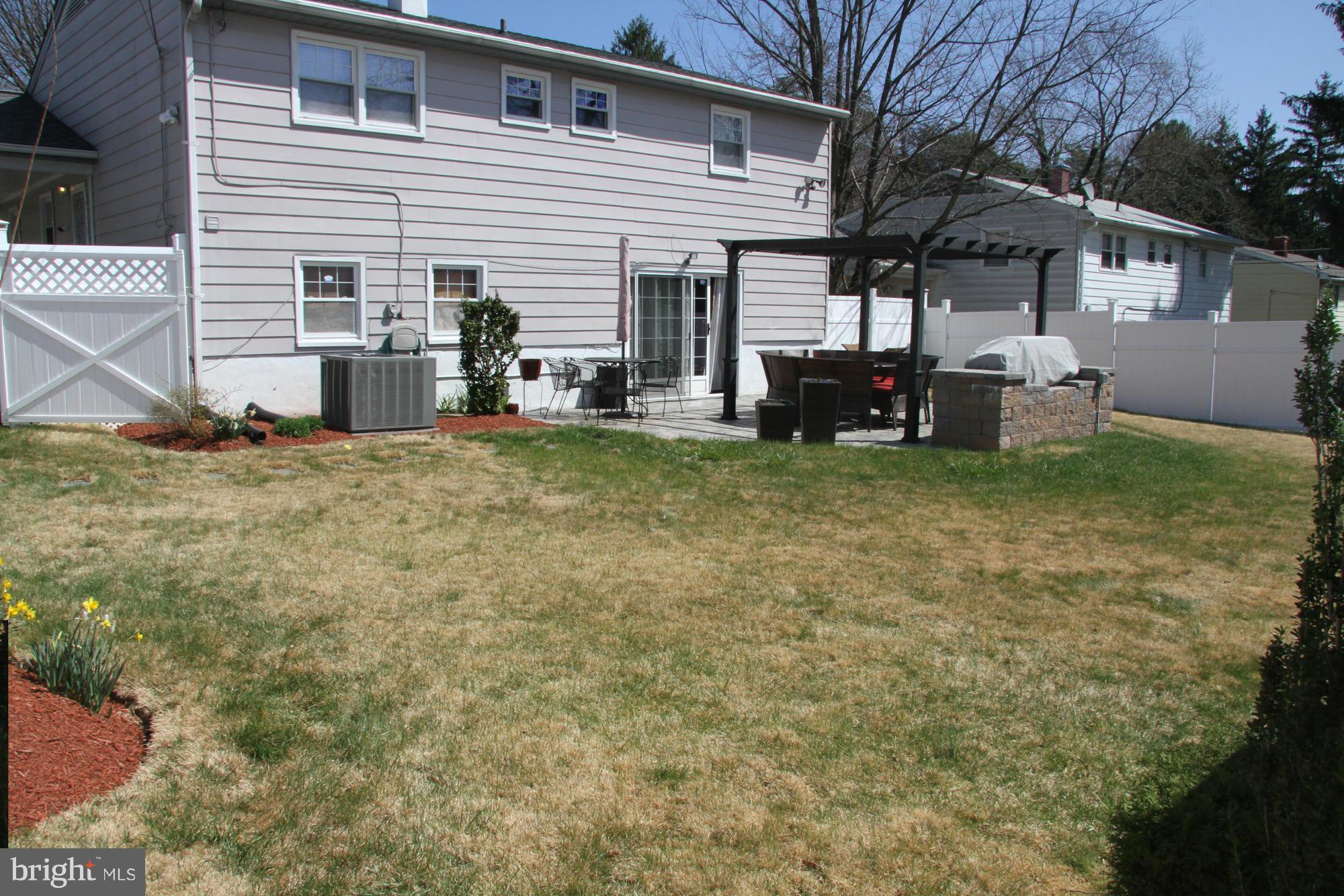 1310 Robin Road Pikesville, MD 21208 - Photo 11 of 14 Exterior (Rear)