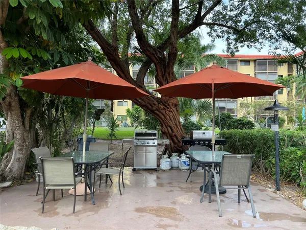 $214,900 | 2601 Northeast 14th Street Causeway, Unit 535, Pompano Beach, FL 33062