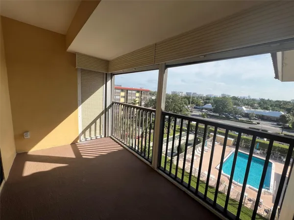 $214,900 | 2601 Northeast 14th Street Causeway, Unit 535, Pompano Beach, FL 33062