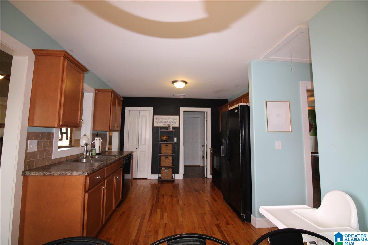 1803 East Hanceville Road Southeast Cullman, AL 35055 - Photo 8 of 27