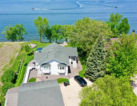 $1,100,000 | 11646 Indian Beach Road, Spicer, MN 56288