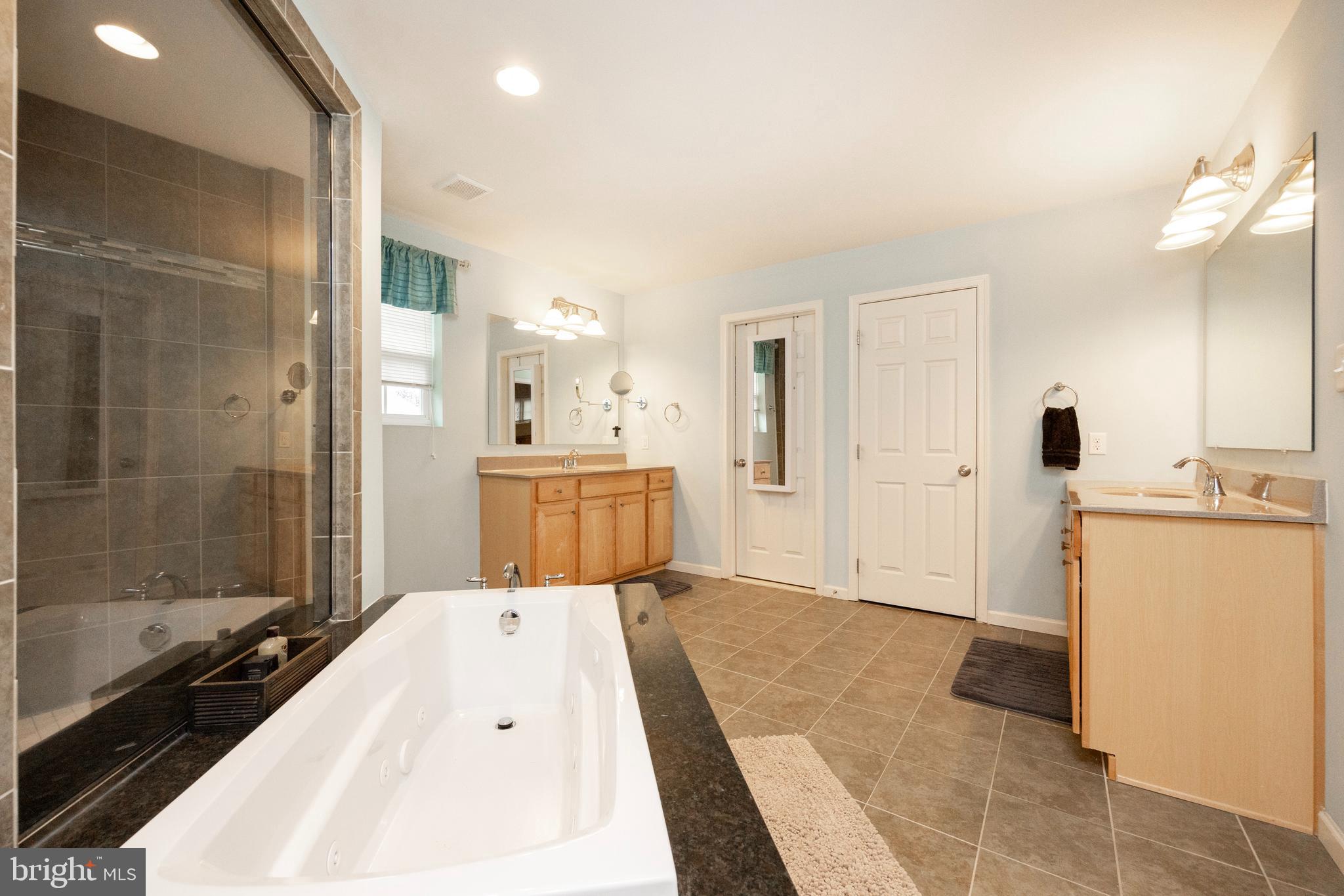 301 Snyder Road Oley, PA 19547 - Photo 24 of 45 Very Spacious Owner's Suite Bath