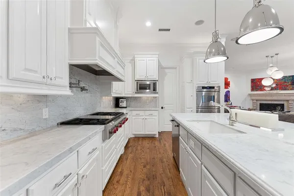 $3,299,000 | 6007 Stefani Drive, Dallas, TX 75225