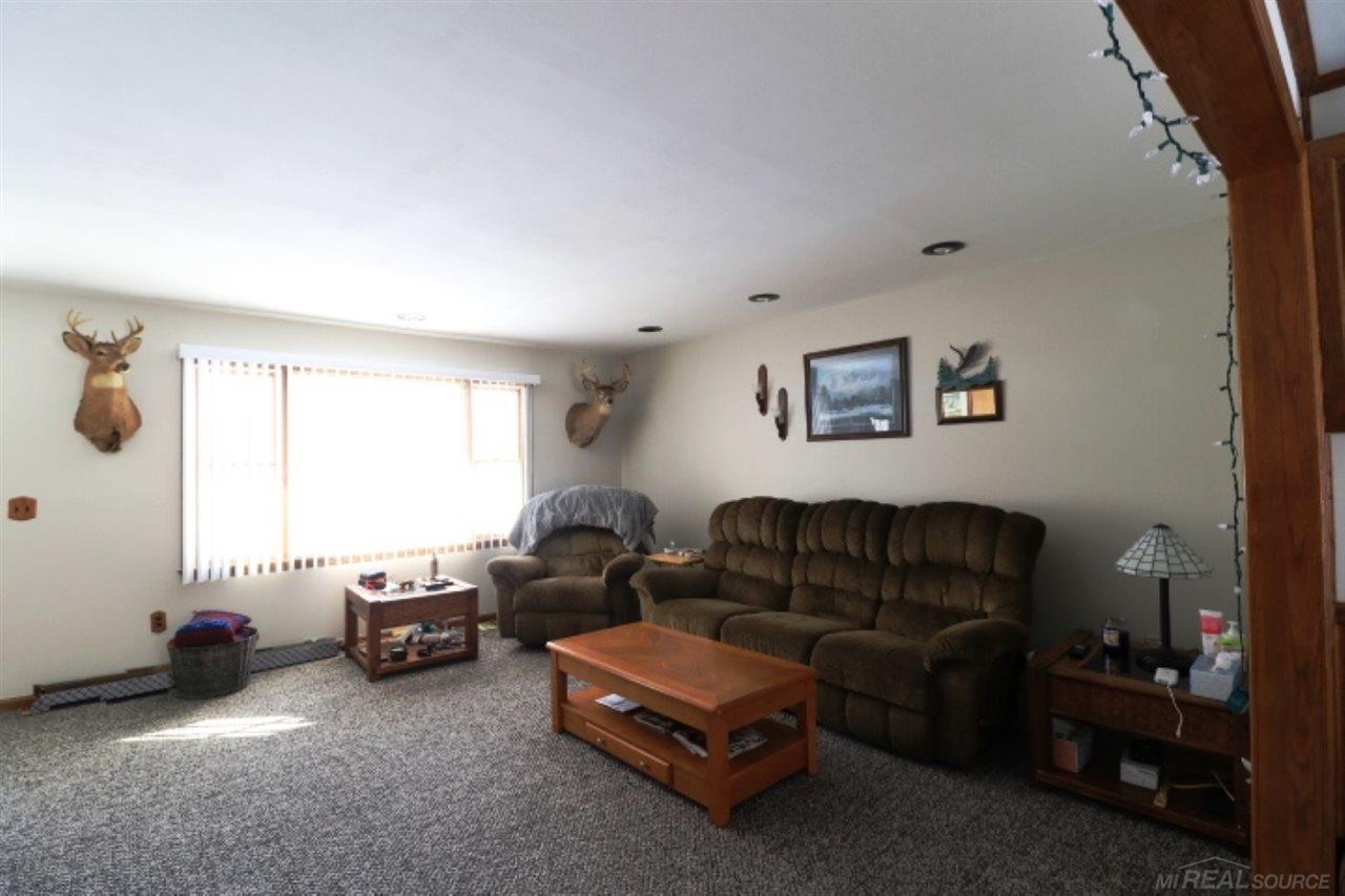 5720 Roberts Road Marine City, MI 48039 - Photo 4 of 29 50034537-3.JPG