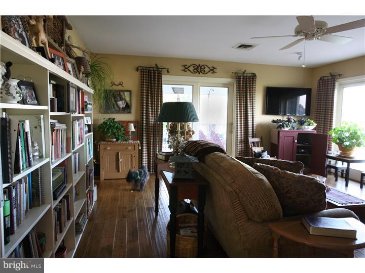 2062 County Line Road East Greenville, PA 18041 - Photo 10 of 25 Gallery Image 10