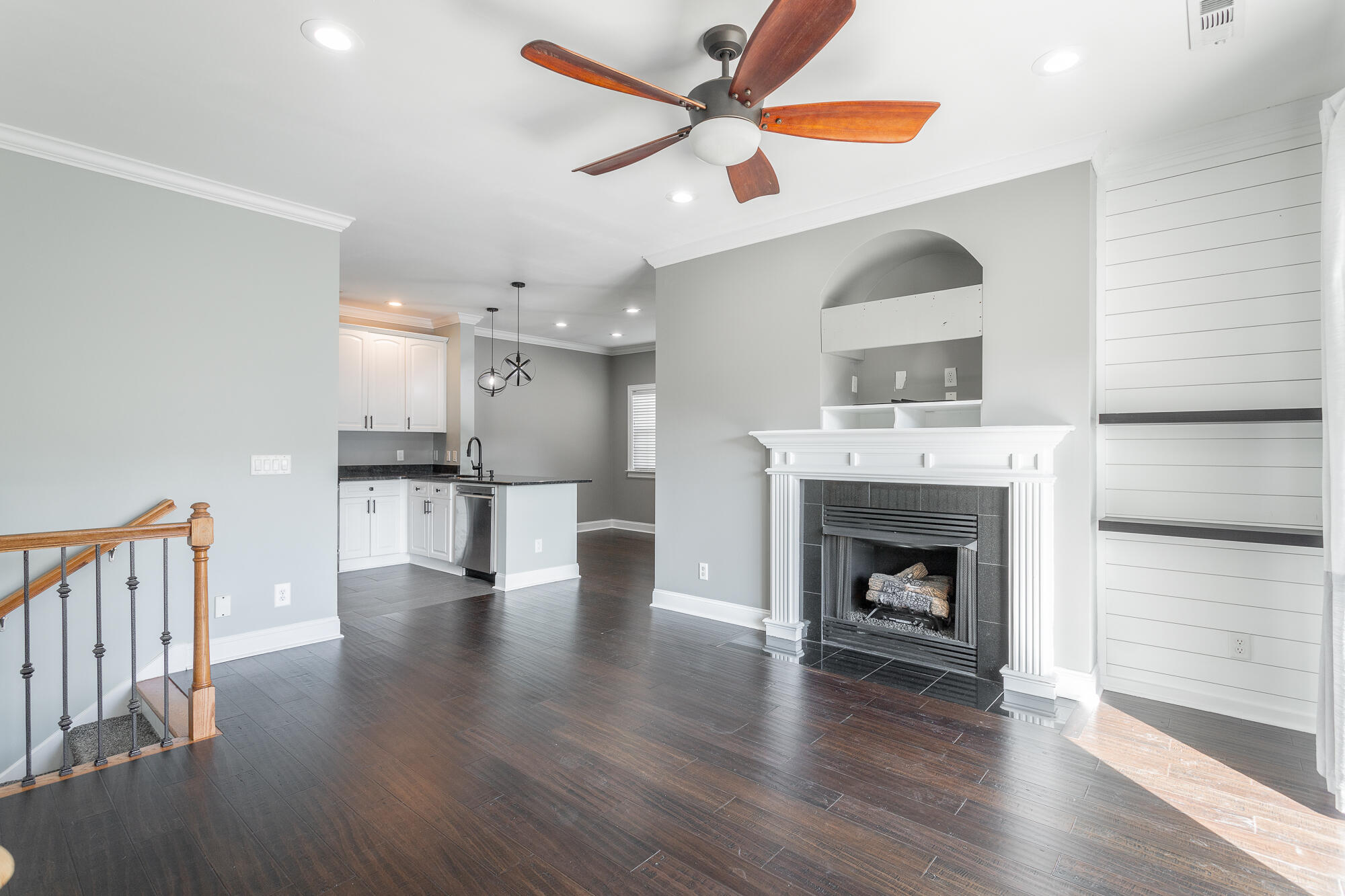 1006 Renaissance Ct. II HD-7