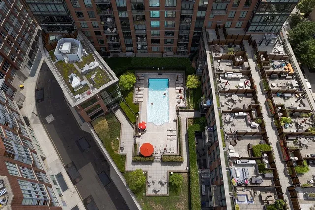 $949,999 | 1100 Maxwell Lane, Unit 238, Hoboken, NJ 07030