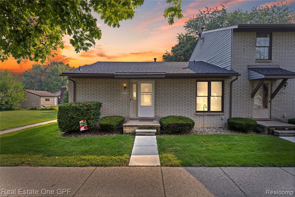 48558 Sugarbush Road Chesterfield, MI 48047 - Photo 1 of 26