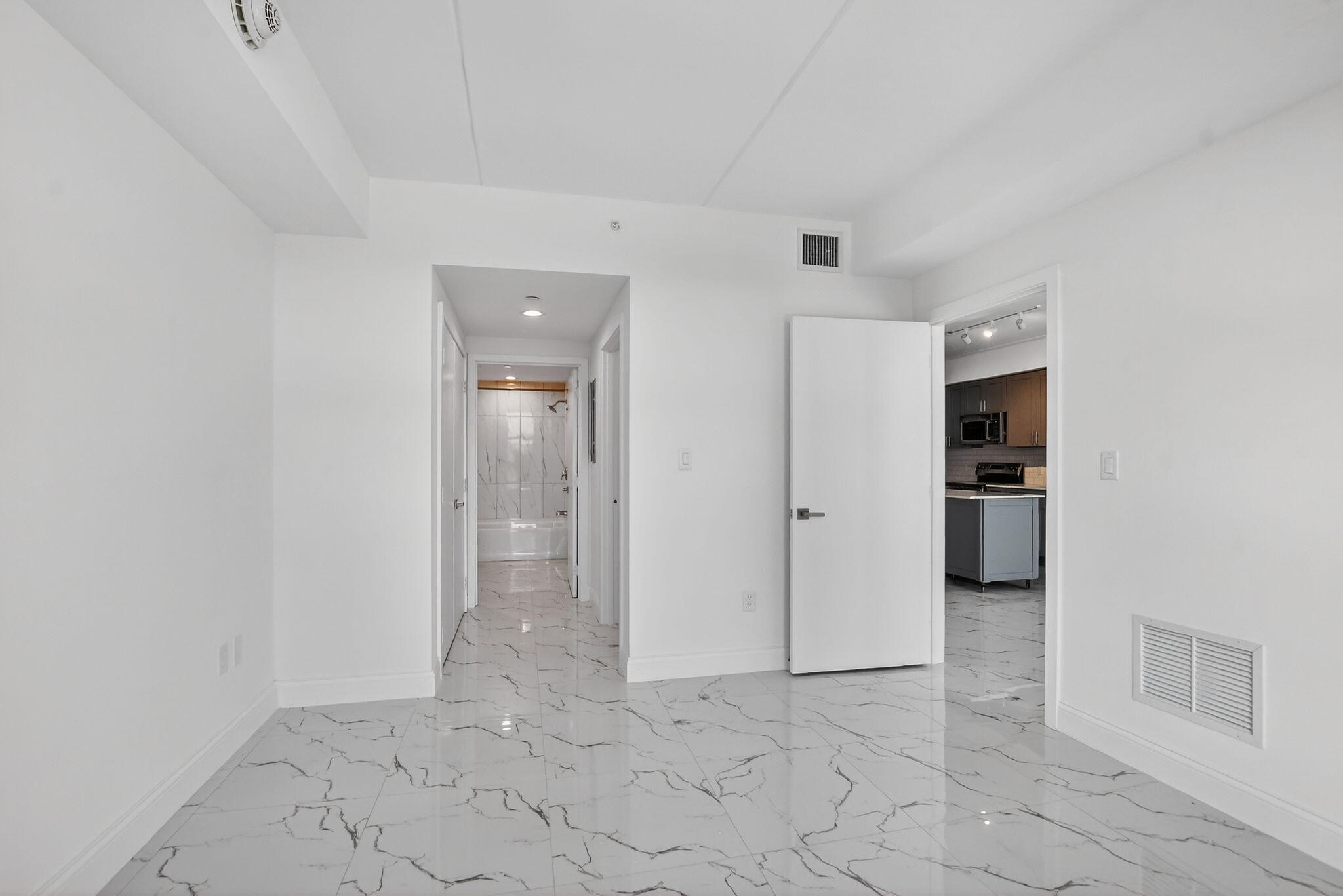 350 West Hidden Valley Boulevard, Unit 201 Boca Raton, FL 33487 - Photo 18 of 33