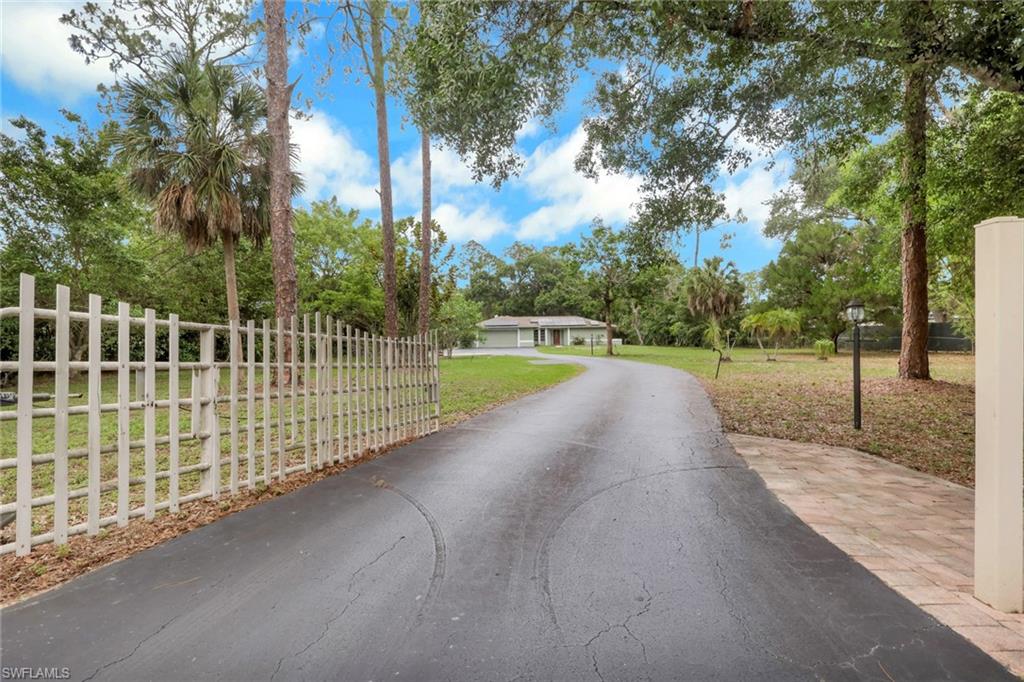3425 29th Avenue Southwest Naples, FL 34117 - Photo 3 of 49