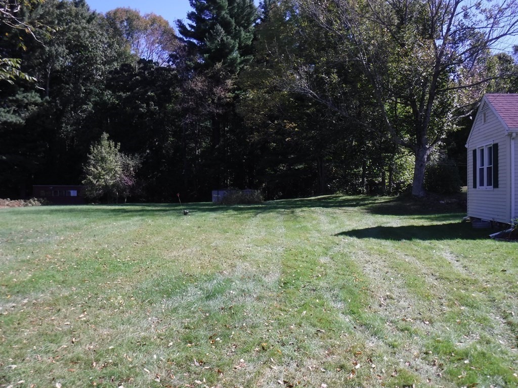 7 Millward Road Charlton, MA 01507 - Photo 4 of 14 Gallery Image 4