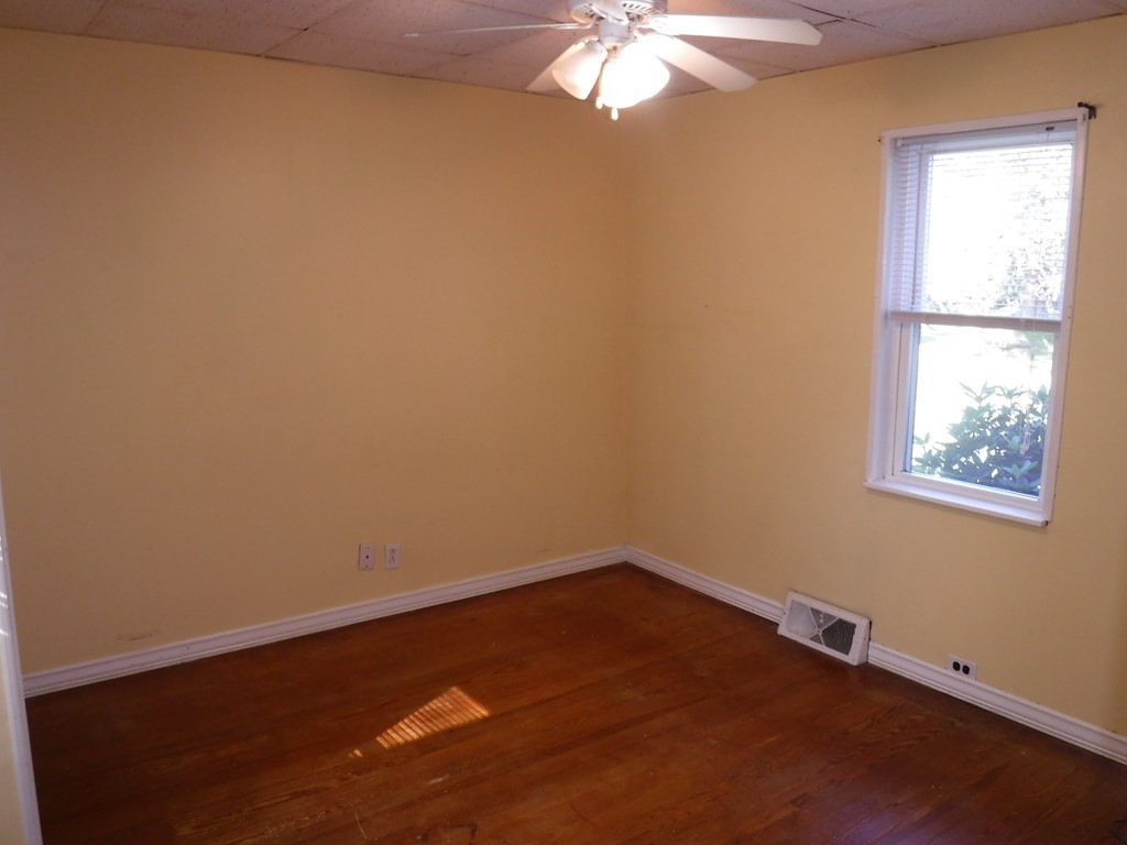7 Millward Road Charlton, MA 01507 - Photo 10 of 14 Gallery Image 10