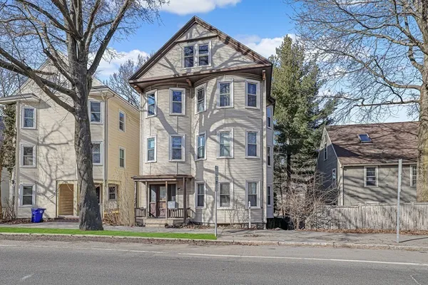 $4,100 | 753 Boylston Street, Unit 2, Chestnut Hill, MA 02467