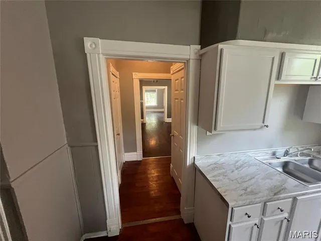 $625 | 3137 Chippewa Street, Unit 1F, St. Louis, MO 63118