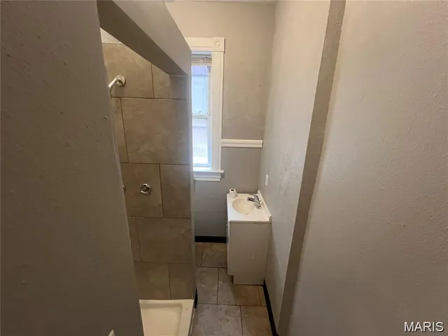 $625 | 3137 Chippewa Street, Unit 1F, St. Louis, MO 63118