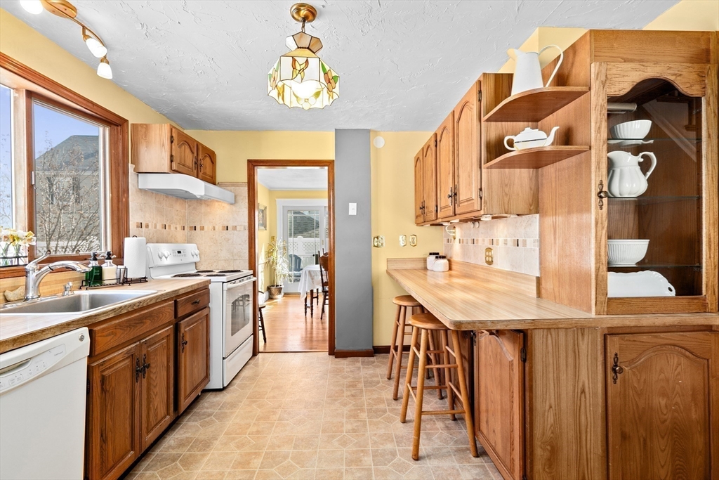 36 Bayfield Road Quincy, MA 02171 - Photo 14 of 36 Gallery Image 14