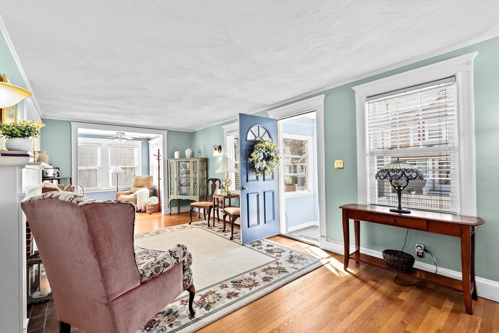 36 Bayfield Road Quincy, MA 02171 - Photo 4 of 36 Gallery Image 4