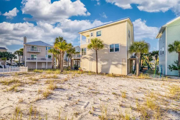 $965,000 | 22 Seashore Drive, Pensacola Beach, FL 32561