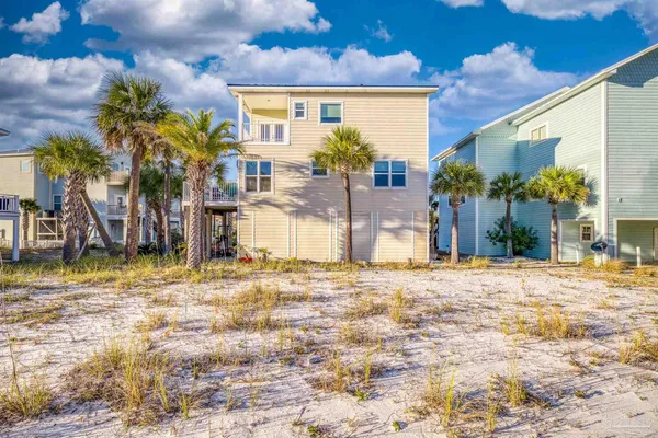 $965,000 | 22 Seashore Drive, Pensacola Beach, FL 32561