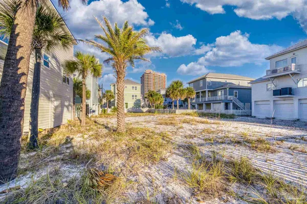 $965,000 | 22 Seashore Drive, Pensacola Beach, FL 32561