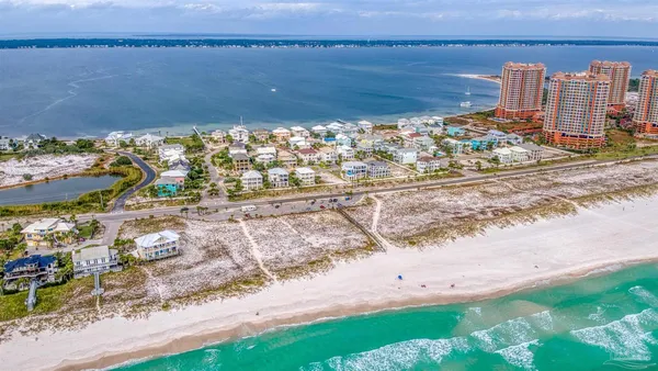 $965,000 | 22 Seashore Drive, Pensacola Beach, FL 32561