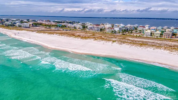 $965,000 | 22 Seashore Drive, Pensacola Beach, FL 32561