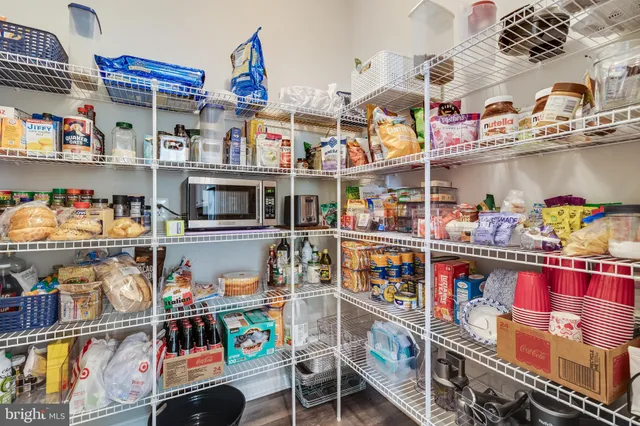 $799,999 | 13301 Windjammer Court, Hughesville, MD 20637