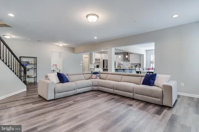 $799,999 | 13301 Windjammer Court, Hughesville, MD 20637