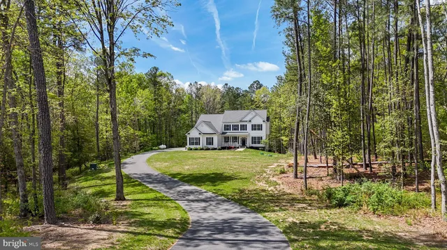 $799,999 | 13301 Windjammer Court, Hughesville, MD 20637