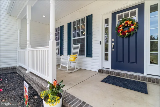 $799,999 | 13301 Windjammer Court, Hughesville, MD 20637