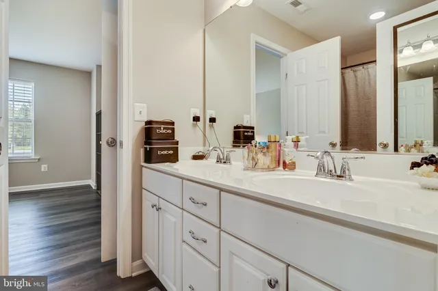 $799,999 | 13301 Windjammer Court, Hughesville, MD 20637