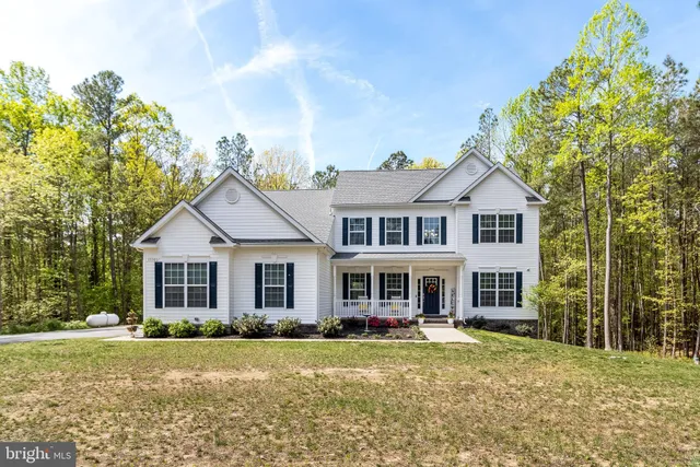 $799,999 | 13301 Windjammer Court, Hughesville, MD 20637