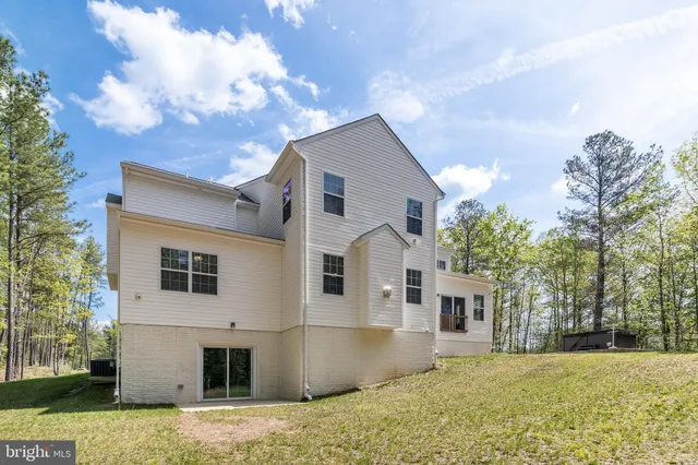 $799,999 | 13301 Windjammer Court, Hughesville, MD 20637
