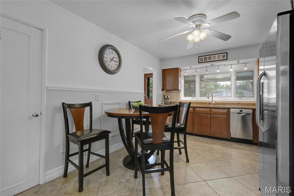 3 Willmore Road St. Louis, MO 63109 - Photo 6 of 34