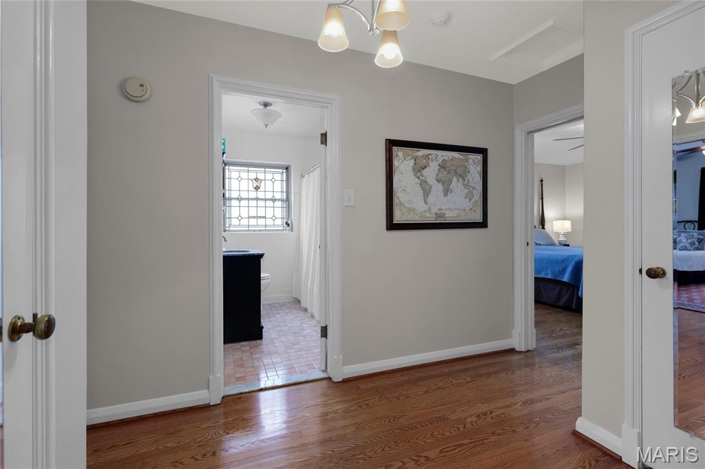 3 Willmore Road St. Louis, MO 63109 - Photo 9 of 34