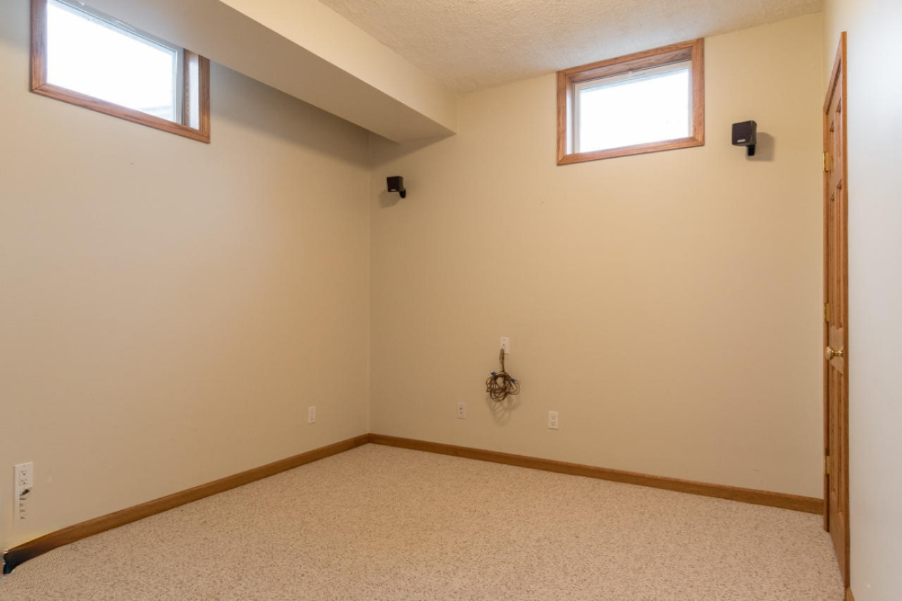 5464 Telluride Road Kalamazoo, MI 49009 - Photo 25 of 30 Telluride-23