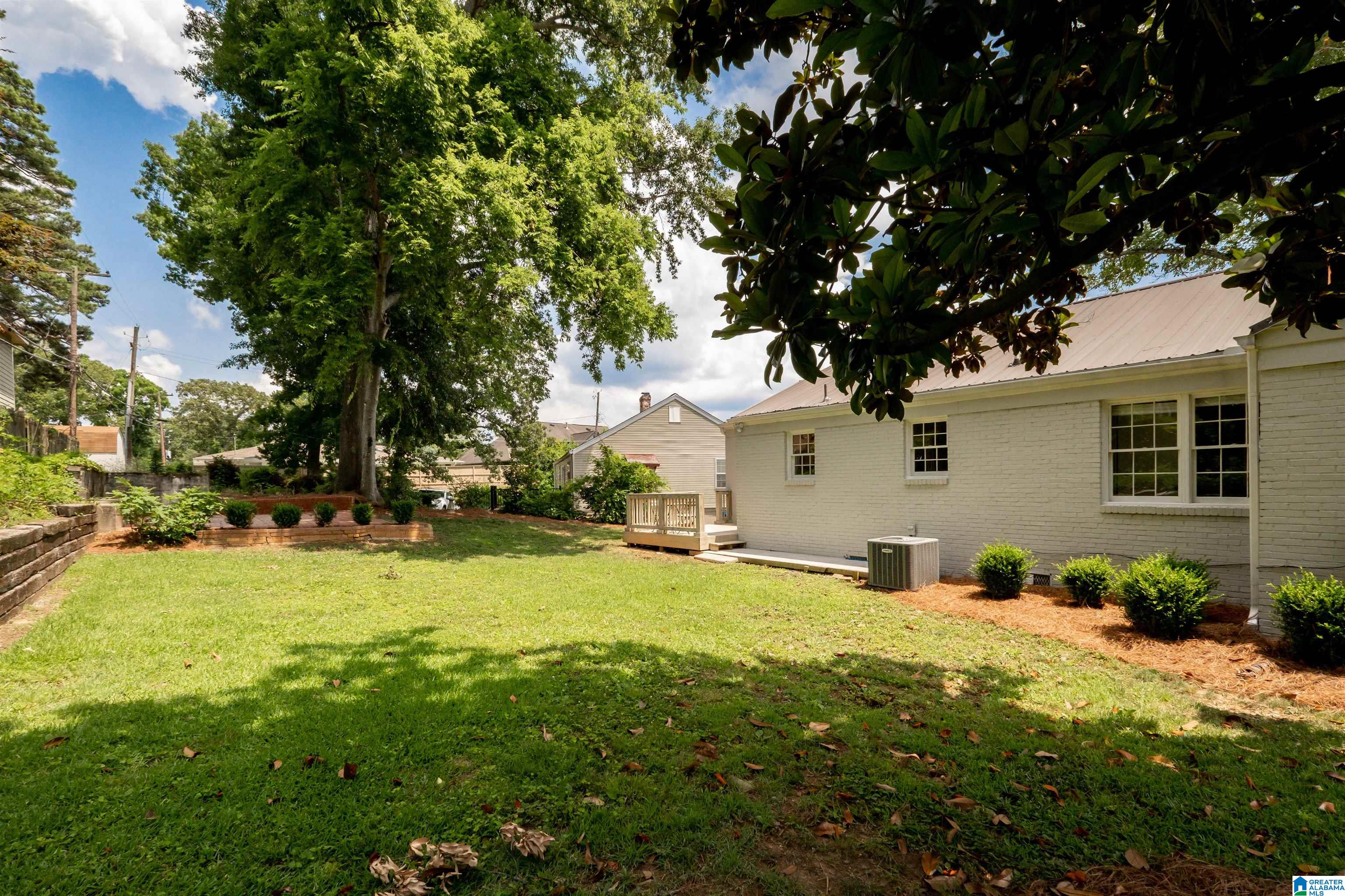 44 Edgehill Road Birmingham, AL 35209 - Photo 6 of 33