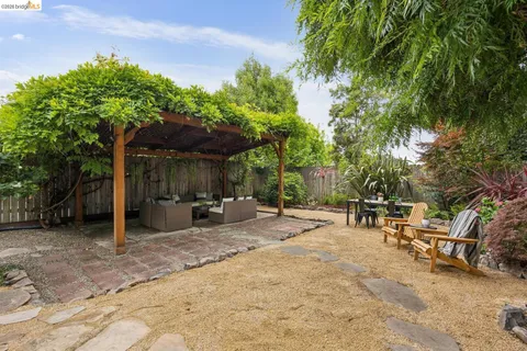 $749,000 | 1357 East 25th Street, Oakland, CA 94606