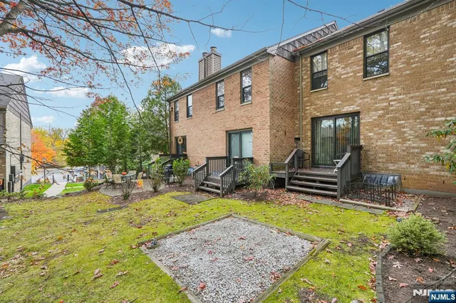 $408,000 | 181 Long Hill Road, Unit K5, Little Falls, NJ 07424