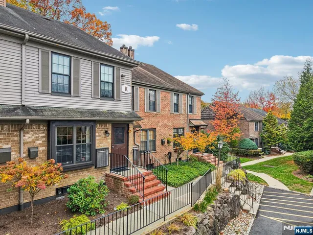 $408,000 | 181 Long Hill Road, Unit K5, Little Falls, NJ 07424