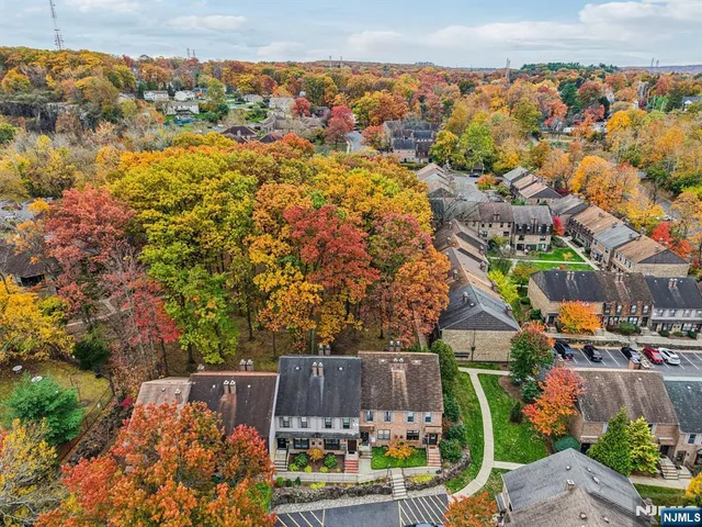 $408,000 | 181 Long Hill Road, Unit K5, Little Falls, NJ 07424